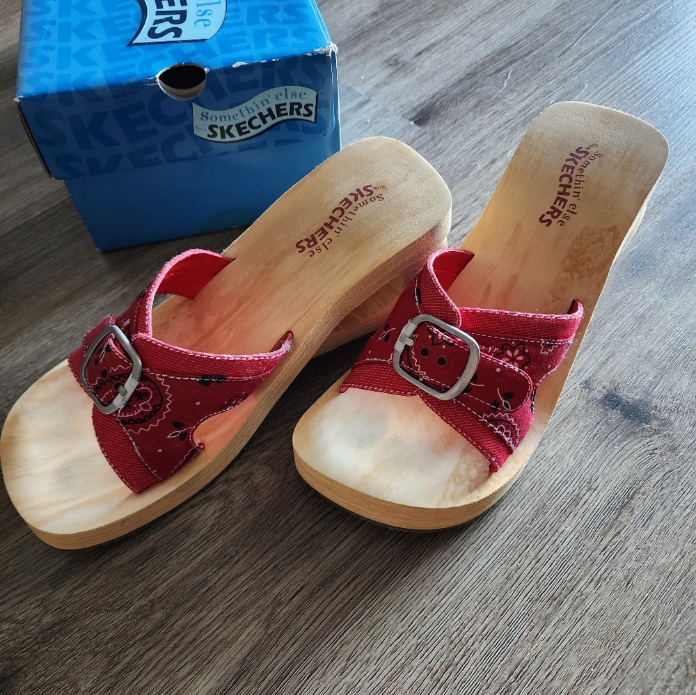 Wedge sandals